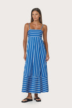 Load image into Gallery viewer, Lusana Tashi Dress
