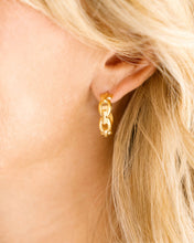 Load image into Gallery viewer, Susan Shaw Mini Chain Hoop Earrings