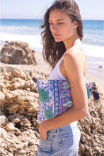 Load image into Gallery viewer, Alicia Bell Large Zipper Bag
