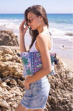 Load image into Gallery viewer, Alicia Bell Large Zipper Bag
