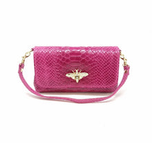 Load image into Gallery viewer, Leather Crossbody Bee Bag
